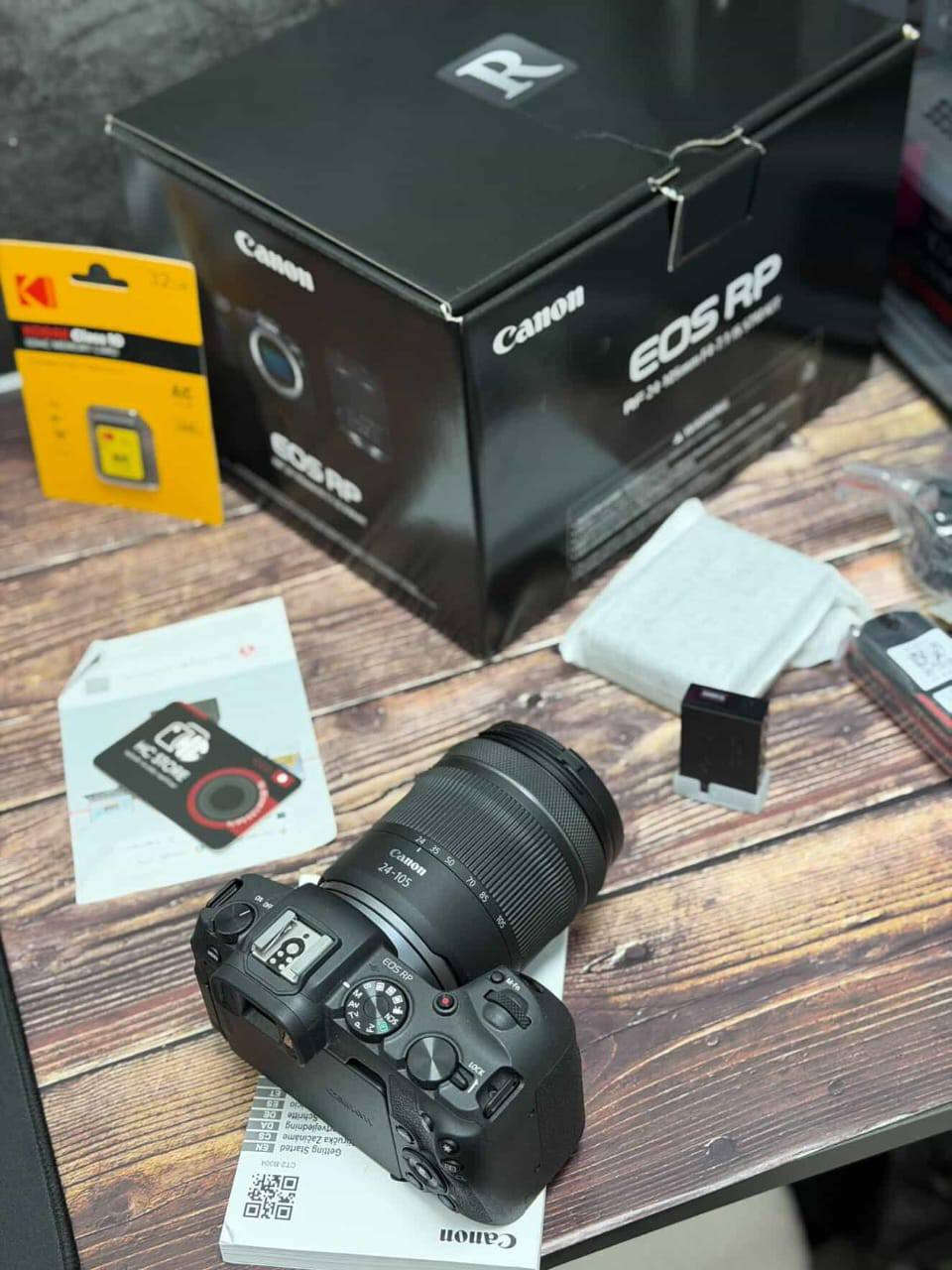 ⁨	⁨	⁨	📸 Canon RP Kit + عدسة 24-105mm الأصلية
كامرة Canon EOS RP مع عدستها الأصلية بحالة شبه جديدة جداً — استخدام خفيف جداً.

🔹 الحالة: شبه جديدة (كل الملحقات أصلية ولم تُستخدم)
🔹 عداد الشتر: فقط ٧ك🔥
🔹 نظافة عالية جداً

🎁 الملحقات:
• الكرتون الأصلي
• الشاحن الأصلي
• الحزام الأصلي
• البطارية الأصلية
• كتيبات التشغيل
• رام 32GB هدية 🎁

⸻

⚙️ المواصفات:

✅ حساس فل فريم بدقة 26.2 ميگابكسل
✅ تصوير فيديو 4K
✅ شاشة لمس متحركة بالكامل
✅ نظام فوكس احترافي Dual Pixel
✅ تصوير مستمر سريع
✅ حجم خفيف ومثالية للتصوير والسفر
✅ واي فاي وبلوتوث لنقل الصور بسهولة

⸻

 السعر خاص


**إذا كنت صاحب هذا الإعلان وتريد حذفه لأي سبب، رجاءا أرسل رسالة إلى الدعم الفني**