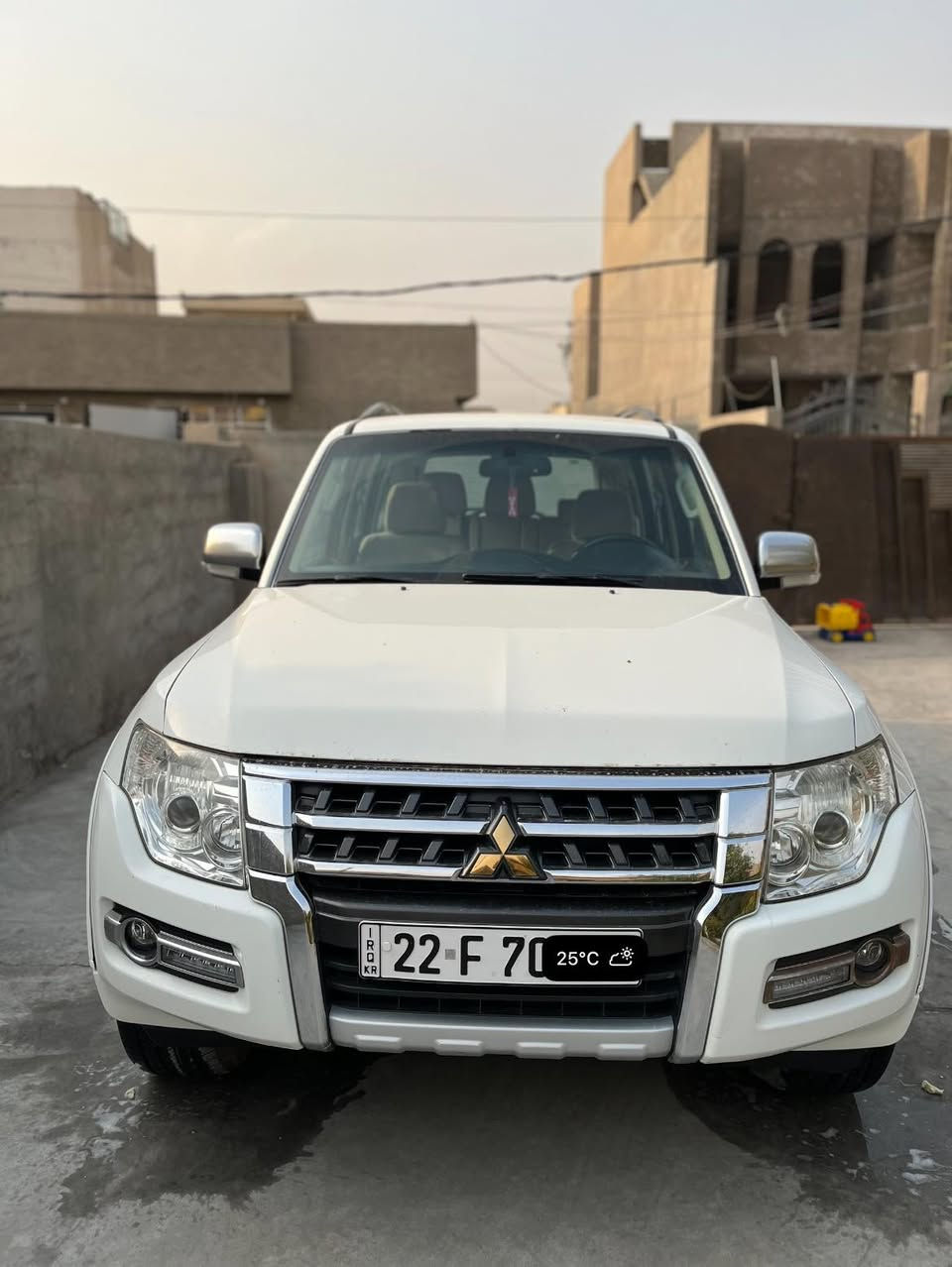 سلام عليكم باجيرو 2020 سياره جديده خير من الله بيضه سياره محرك 3500 كامرا خلفيه حساسات 
مكاني بغداد سعر 200 وبيها مجال 
رقم الهاتف ***********
