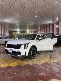 يالله سورنتو 2024 كفاله سورنتو  موصفات عاديه  شاشه متصله دجيتل  كاربلي...