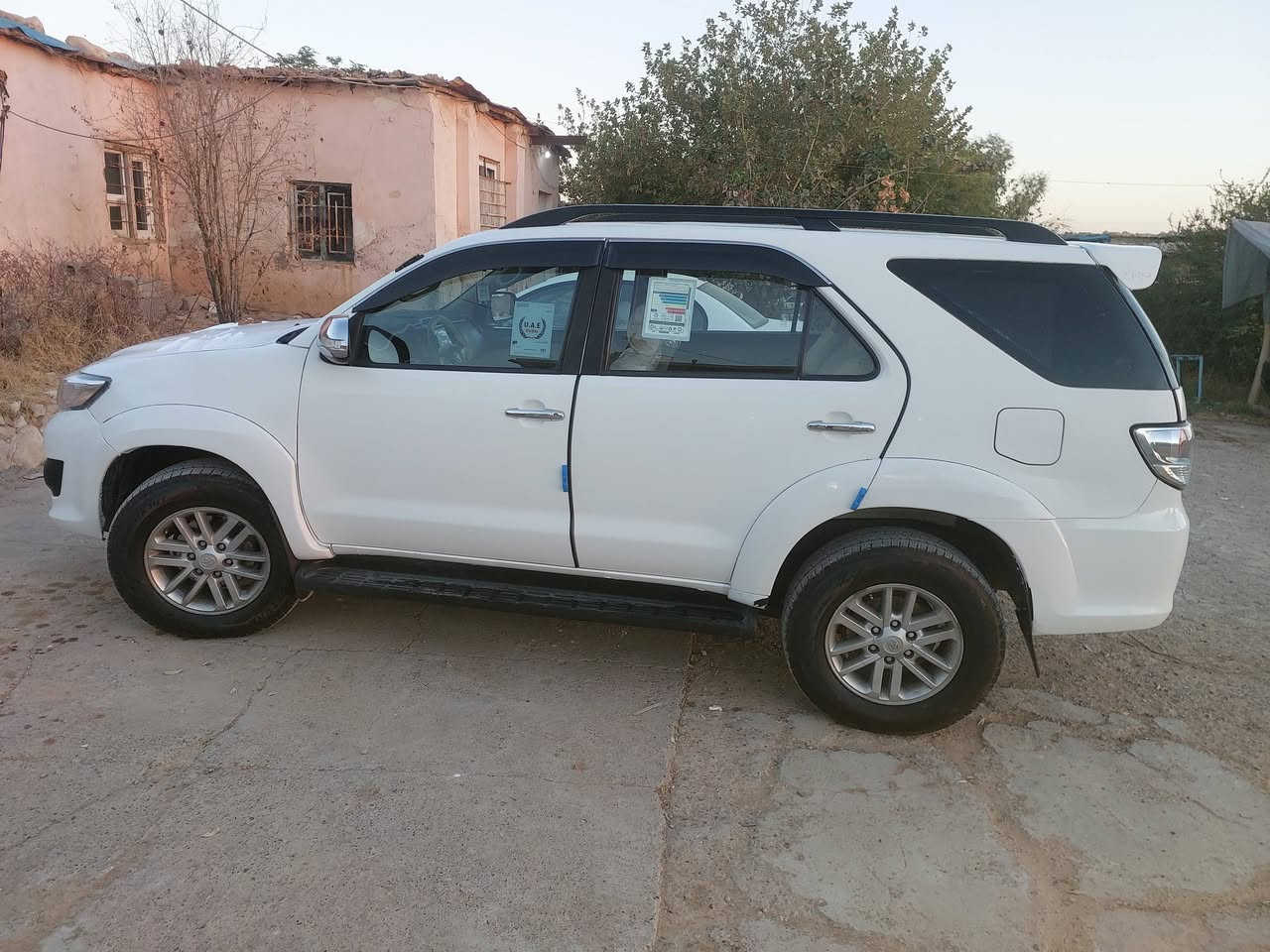 فورجنر للبيع موديل2014 محرك 6 سلندر 4000cc خليجي  الصبغ 5 قطع سفحا سايق بدون  اي داخول شرط
رقم اربيل رقم سناوي جديد ٢٠٣٠ تحويل غرامه شرط نفس يوم بأسمي بأي محافظه  تتحول. 
ماشيه 250  الف كيلو حقيقي شرط   مابي دينار مسراف شرط 
المواصفات …… 
فورويل-لوكير-مري شفط كهرباء-تحكم ستيرن - كروز ومثبت سرعه -تبريد لمس -حساسات خلفي-3قطع تبريد
   بلكات جديده قبل شهر مبدلهن  عبوه فيت بم جديد 
السعر  178$ وبيه مجال حك الجيه. ***********. +وتساب العنوان مخمور
