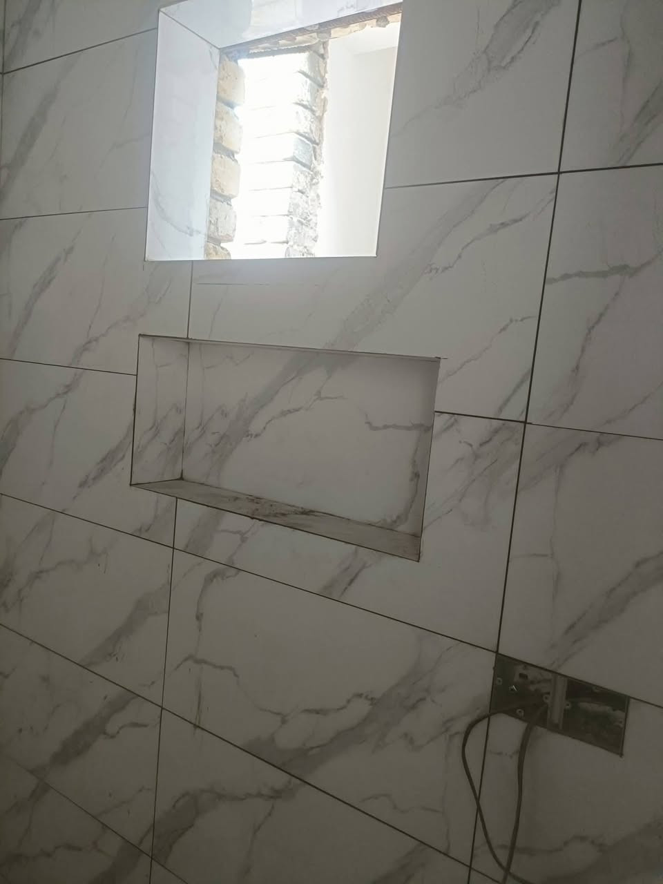 السلام عليكم خلفه سيراميك شغلي درجه اولى جيب مهندس خلي يفحص وراي  رقمي ***********وتساب أو اتصال
