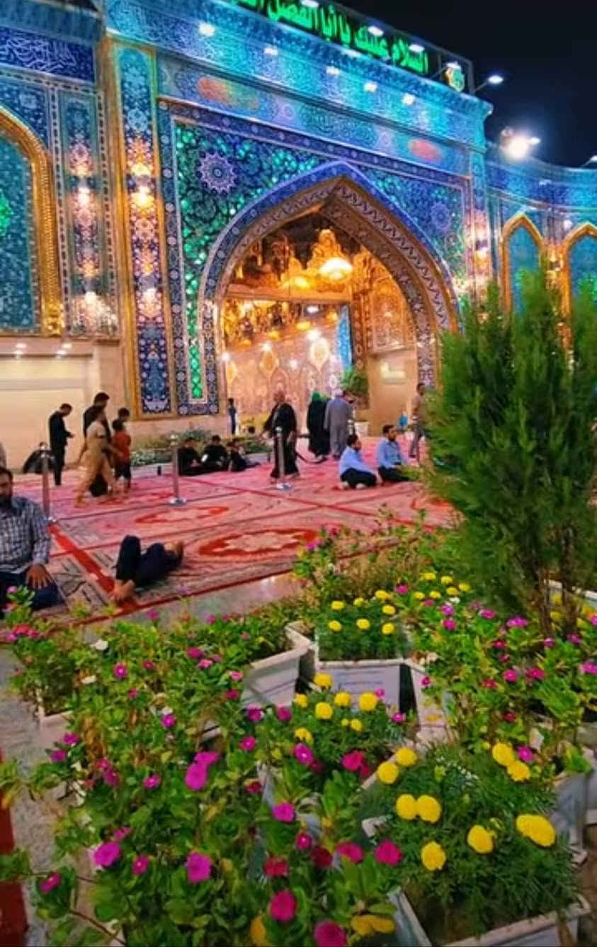 بسم الله الرحمن الرحيم
وبه نستعين والصلاة والسلام على خاتم ألنبيين وآله الطاهرين 
حملة الخطيب الزراعي 
تعلن للزوار ألكرام عن رحلاتها التالية :-
الأولىٰ ستكون إلى محافظة #كربلاء_المقدسة وقضاء ألمسيب في محافظة بابل تحديداً مراقد #أولاد_مسلم (ع) يوم #الخميس المصادف ٢٠٢٦/٥/١٤ وذلك في تمام الساعة #ألواحدة_بعد_ألظهر حيث ستكون الأجرة للزائر ذهاباً وإياباً فقط (٥٠٠٠) #خمسة_آلاف_دينار.  

أما الثانية فستكون بإتجاه #سامراء لزيارة مراقد أئمة ألهدى #ألإمامين_ألعسكريين (ع) وذلك في يوم #ألجمعة ألموافق ٢٠٢٦/٥/١٥ عند حلول الساعة #ألواحدة_بعد_ألظهر أيضاً، حيث ستكون أجرة الزائر ذهاباً وإياباً فقط (٧٠٠٠) #سبعة_آلاف_دينار، ومن ألله ألتوفيق. 
سارعوا بالحجز فالمقاعد محدودة لتنعموا بالخدمة وألراحة والأجر. 
للحجز والإستفسار تواصلوا مع مسؤول ألحملة 
فراس أبو أمير الركابي 
👇👇👇👇
📱🤳*********** 📞☎️
📱🤳***********📞☎️

👈 خادمكم فراس الركابي 👉
واتساب / مازنجز / أنستگرام 

🌹رحلتكم معنا ستبقى عالقة في الأذهان طويلاً وبالتجربة لن تخسروا شيء 🌹
💮💮💮💮💮💮💮💮
