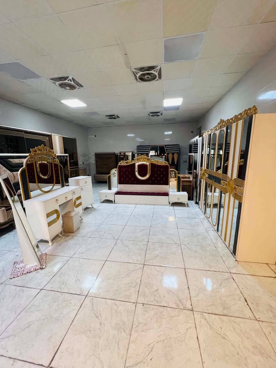 غرفه تركيه ممتازه عمليه🪐🪐🪐🪐
بسعر ممتاز متوفر شدونقل محافظات بكروى بسعر رمزي🪐🪐🔥🔥🔥اي استفسار وتساب سعر رمزي جدا رخيصه***********
