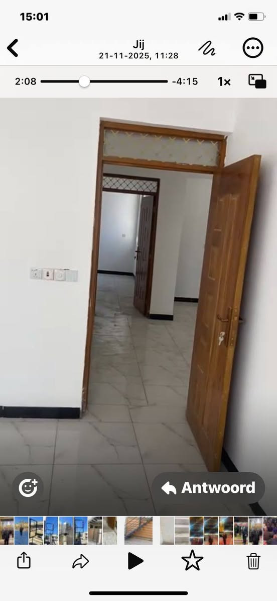 السلام عليكم
بيت للايجار بناء كامل ١٠٠ متر طابق ثاني جديد وكامل صحيات وماطور ماء أسألة وماء بئر وسخان البيت مفصول بالكامل عن الطابق الارضي من كهرباء وماء البعيثة شارع صيدلية السنبلة الاتصال على الرقم *********** احمد ابو زيد
