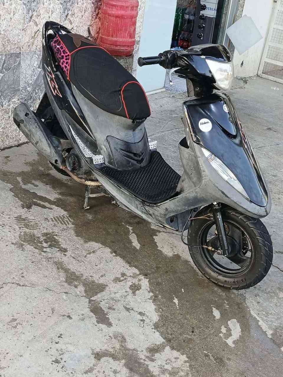 السلام عليكم ماكس عدله للبيع كلها ختم واحد مكينه ما مفتوحه بيها صالنصه اف ام كهربائيات كلها شغاله
مكاني حله حي الجزائر السعر ٦٥٠ وبيه مجال قليل
رقمي ***********
