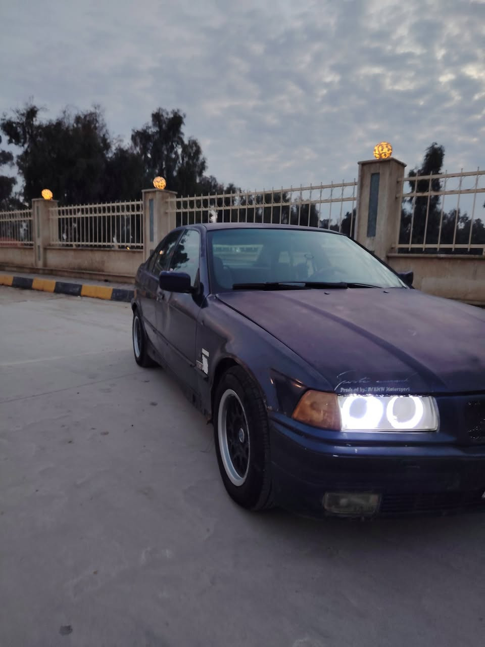 Bmw E36 318
للبيع محرك وكير شرط صبغ عام محرك 4 18 طخم تاير كدام وره جديد دبلات كدام وره جديد وياله خليه سنويتها تنتهي 2027 رقم نينوى الماني شرط الوكاله والتحويل طخه بالجاملغ اليمين  داخلها نضيف كابون بانزين الكتروني سكف داخل جديد صارله سبوع سعرها 30 ورقه وبيها مجال. 
لتواصل *********** وبي واتساب ايضاً
