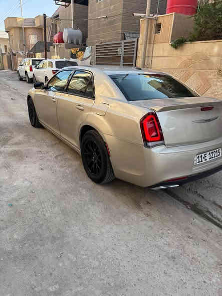 السلام عليكم للبيع اباما 2012 اصل رقم بغداد بسمي كندي حادثهه جاملغ والبنيد الجاملغ مبدل والبنيد نفسه محدثه 20 مصبوغه حزام مواصفات عينه 260 كير ماوس مكينه 6 توويل سعر 155 بيهه مجال *********** Singapore
