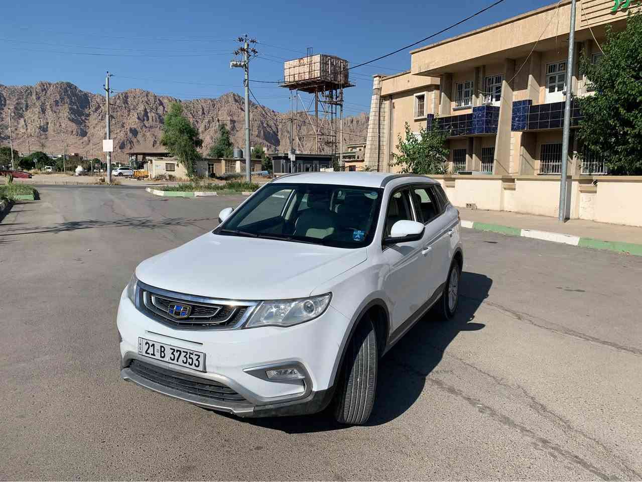 بەناوی خوای گەورەو میهرەبان جیلی ئێم گراند مۆدێل ۲٠۱۸ بێدەعمو لێدراو تۆماتیک دەبل ئەکسل بەسمە ٤ تایەی لۆکی لەسەرە بێبۆیاخ مەکینەی نەکراوەتەوە سعری ۱٠٥ معامەلەیەکی برایانە بەس گێری کراوەتەوە بێ عەیبە  *********** رانية, السليمانية
