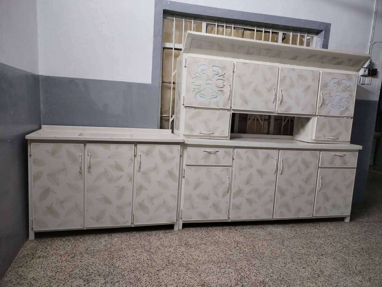 كاونتر للبيع نظيف جدا سعره ٢٨٠ العنوان موصل للاستفسار أكثر خاص


**إذا كنت صاحب هذا الإعلان وتريد حذفه لأي سبب، رجاءا أرسل رسالة إلى الدعم الفني**