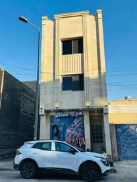 للبيع بناية تجارية بناء فول درجة اولى  📍الموقع زيونة 710 موقع تجاري مم...