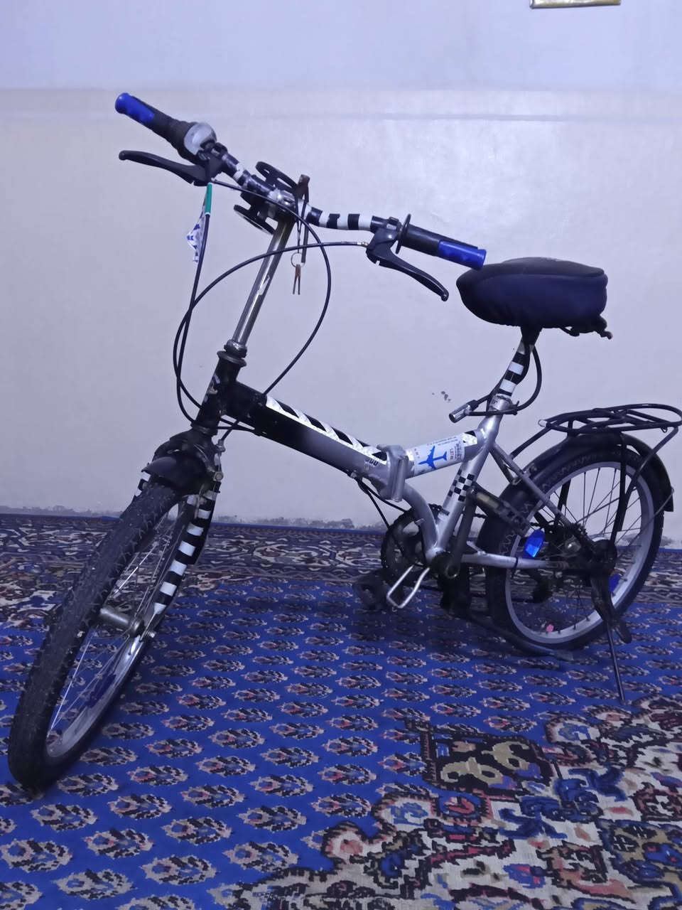 السلام عليكم بايسكل ابو الطبكة للبيع حجم 20 لونين بلادي ما مصبوغ العنوان بغداد جسر ديالى السعر 70 وبي مجال @الجميع


**إذا كنت صاحب هذا الإعلان وتريد حذفه لأي سبب، رجاءا أرسل رسالة إلى الدعم الفني**