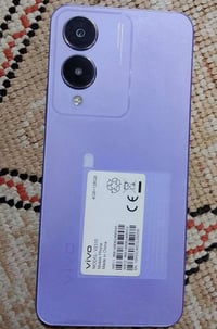 فيفو • ١٢٨ • شاشة مشروخة