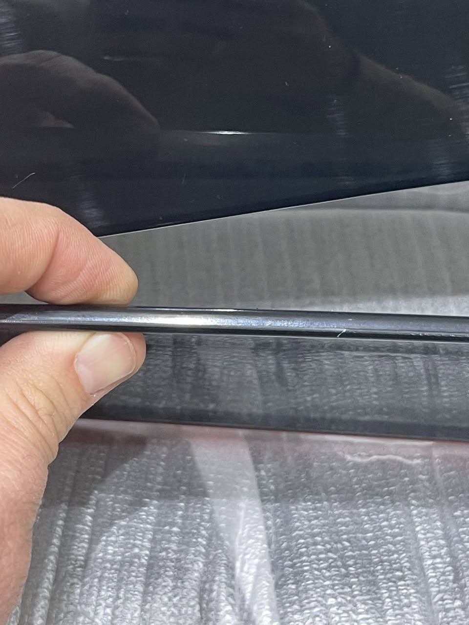 مساء الورد على اخوتنا بالكروب المحترم …
تعلن محلات  فورد سنتر الحاج عباس وأولاده
عن وصول مطريات  اكسبدشن موديل 
وبالمواصفات التاليه …
١- يتكون السيت من ٤ قطع امام وخلف سميكة
 ٢- تمتاز باللون الاسود الجميل مع خط نيكل من الاعلى 
٣-تمتاز القطع الاماميه بوحود كتابه Expedition السيارة بارزه وجميله 👌🏻 … 
٤ - سميكة جداً شرط 2mm 
سعر السيت 30 الف ✌🏻✌🏻✌🏻

يوجد خدمه توصيل 🚚 
مركز  الحاج عباس واولاده 
الاول في عالم الفورد 
خبره ٦٠ عاما في قطع الغيار 
🛻🚘🚕🔧🛠
مركز صيانه وقطع غيار الفورد بكافه موديلاته 🌷
ادوات صدر … ادوات كشر… 
ادوات محرك … كهربائيات …اكسسوارات 
بغداد - ساحه الطيران 📌 
مدخل الشيخ عمر 
١٠٠ متر ع اليمين
للحجز والاستفسار 
***********
***********
***********
***********
يوجد خدمه توصيل 🚚 
بغداد او المحافضات 5 الاف دينار
