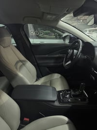 ماصده cx30 ماشيه 2000 ميل يعني زيرو موديل 2023 لون نيلي محرك 2500 فول ...
