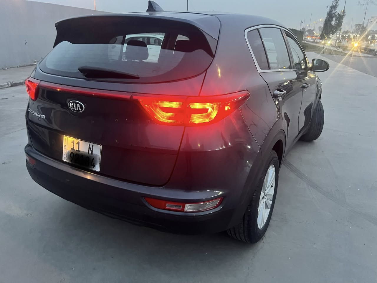 السلام عليكم سبورتج امريكي ١٩
حادثها جاملغ وشوي من البنيد
موصفات /عادية قطعتين تبريد تحكمات 
ماشيه ٦٠الف 
سيارة بسمي رقم وهزه وسنوية جديد
كير ومحرك مكفول بلادي 
صور الحادث موضحه مع الصور والسونار .
السعر /١٤٥
الاستفسار الاتصال /***********

حادثها /جاملغ وشوي من البنيد 
محرك /٢٤٠٠
موصفات /عادية قطعتين تبريد تحكمات 
ماشيه ٦٠الف 
سيارة بسمي رقم وهزه وسنوية جديد
كير ومحرك مكفول بلادي 
صور الحادث موضحه مع الصور والسونار .
السعر /١٤٥
الاستفسار الاتصال /***********
