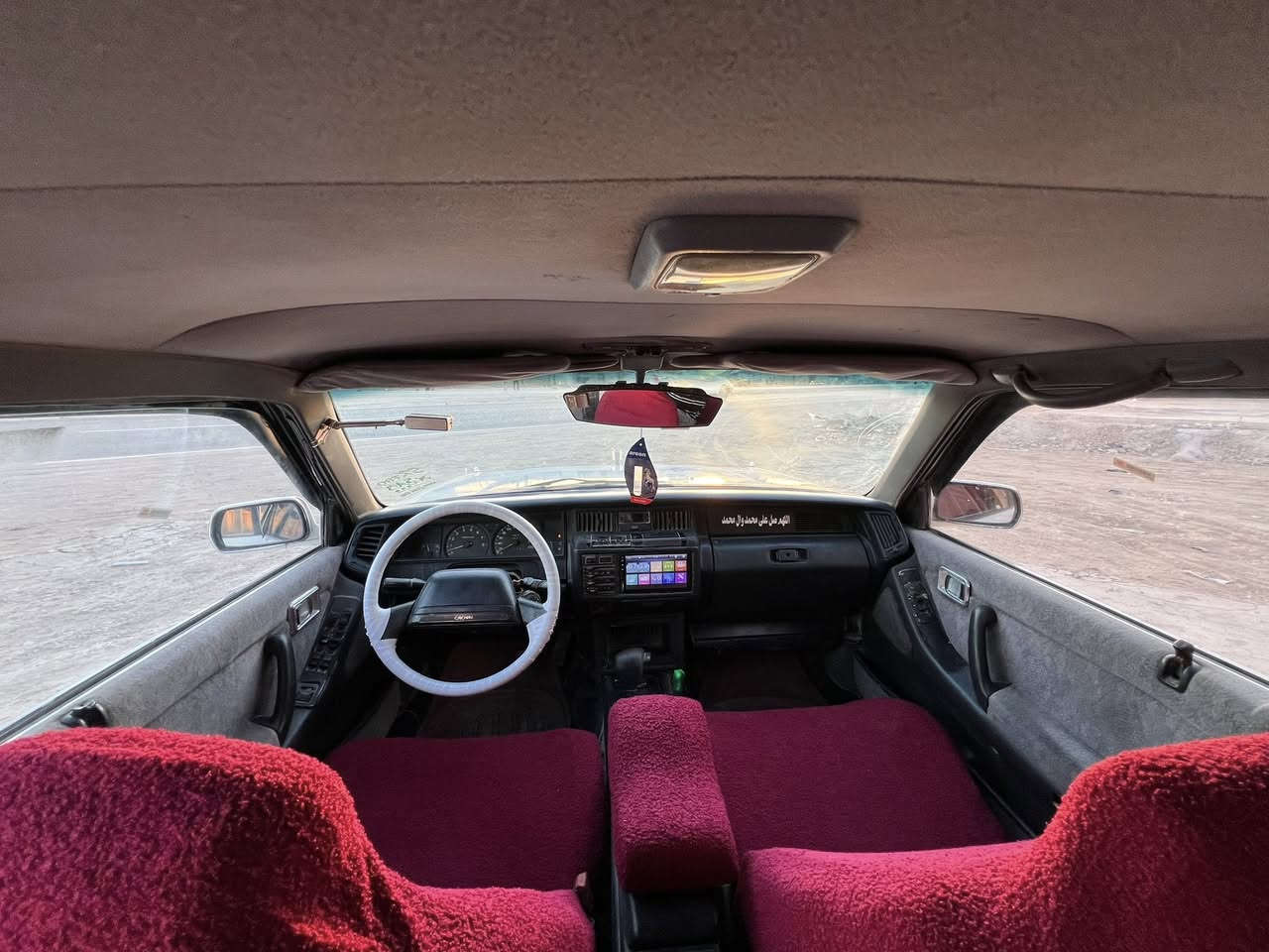 السلام عليكم
للبيع و مراوس 
سيدان يسرا بلاد
مصبوغة عام كفاله من كص والعيب الشرعي مكينه كير كفاله سياره جاهزه 
حداديه تخم تاير رقم بغداد الماني 
السعر 50 بيه مجال قليل
ما متواجد شراي تصل
***********
