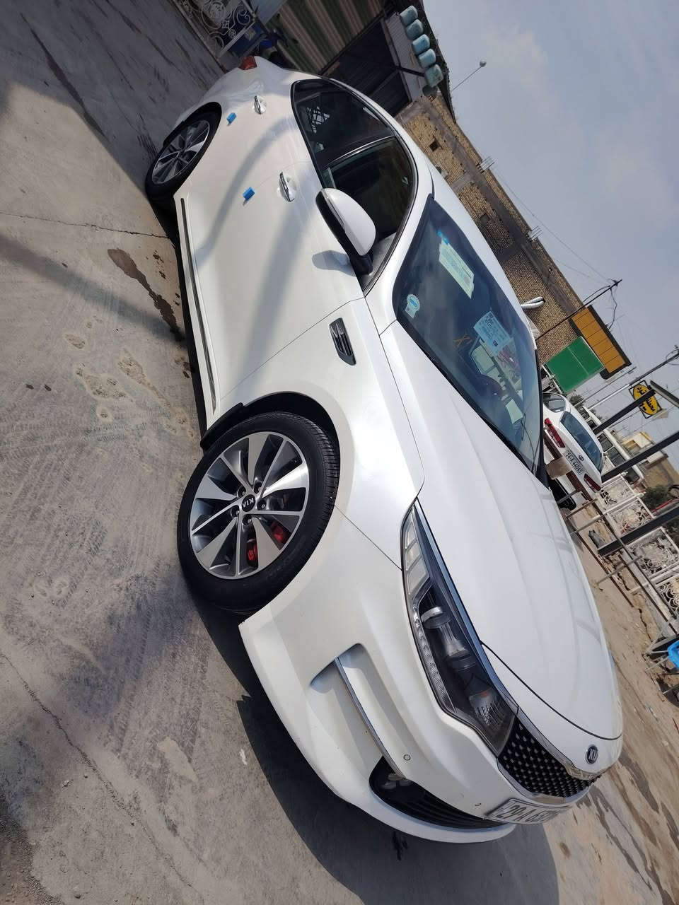 السلام عليكم كيا اوبتيما موديل 2018 تحويل مباشر بسمنه رقم واسط مكفوله كفاله عامه خليجي دواخل صاج لونين شاشه جبيره ويل كب كروم السياره فول مواصفات بصمه جنطه ذكيه تفتح عند الاقتراب تبريد خلفي امامي هواي بيها مواصفات السيارة جديده وكفاله عامه من كلشي شرط الفحص بسميمكان السياره الناصريه المركز االسعر 178 بيها مجال بسيط بصمه اوباوب بردات خلفيه بلاد سبير منازل مكينه كير حداديه تبريد كله مكفول تخم تاير جديد ستخدام شخصي اتصل وتدلل ***********
