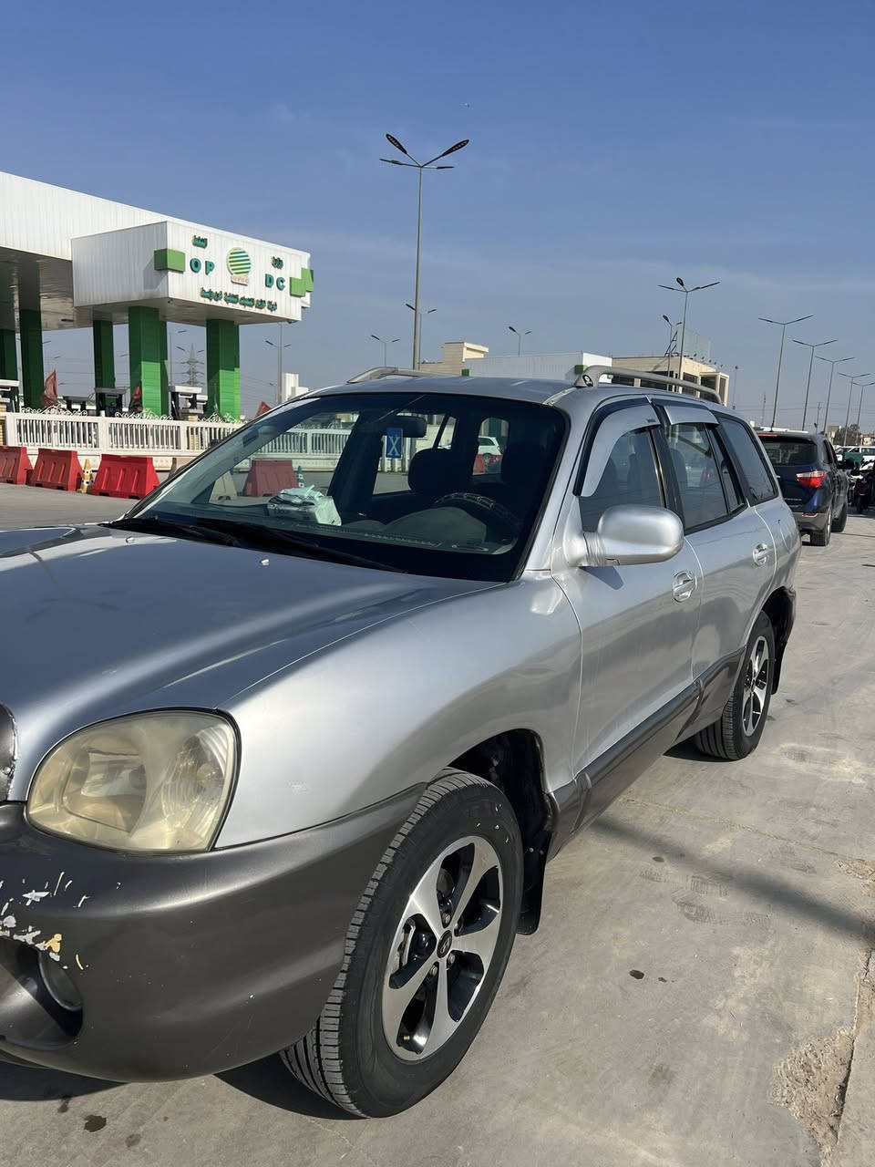 السلام عليكم ورحمة الله وبركاته
للبيع سنتافيا ٢٠٠٢ مكينه كير حداديه خير من الله 

السياره مصبوغه اثر جراد فقط مكفوله من الضربه 

السعر ٦٨

وات ساب ***********
