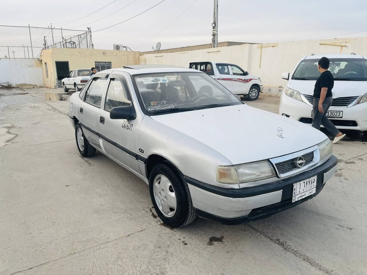 السلام عليكم 
للبيع 
اوبل فكترا 
1992
رقم انبار تحويل مباشر 
صفاحها مرشوشه فقط
محرك 2000 جيد جدا 
السياره جاهزه من كلشي 
سعرها 30 ورقه وبيهه مجال لشراي 
الاستفسار ***********

معرض سالم التجاري/الانبار/حديثه/الحقلانيه 
قرب محطة تعبئة وقود الحقلانية
