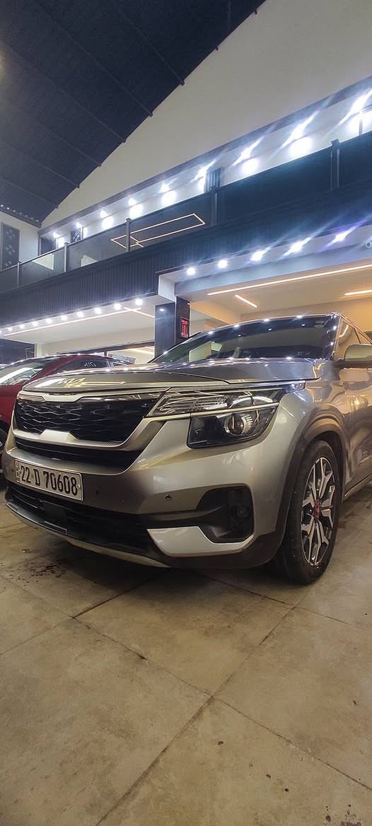 كيا سيلتوس 2021
مواصفات S 
محرك 1600 تيربو GDI
كير Dct دبل كلج 7 نمرات
رقم اربيل مسطرة
السياره ماشيه 88000 الف كيلو متر
كوبون بانزين 
مواصفات: 
فول عدا الفتحه وبصمة تشغيل
رادار محيطي
شاشه تدعم كار بلي 
ثلاث انظمة قياده
الكشنات جلد وقماش + تدفئه الامامي 
تحديد مسار
قيادة ذاتية
قطعتين تبريد
اشاير بالمري
تثبيت سرعه
تحكم استيرن
نقطة عمياء 
مانع انزلاق
ويل كب كروم
تحكمات ستيرن
نظام المنحدرات.....  وبعد بيه مواصفات
حادث السياره ربع البوند وجاملغ جهة السايق ونص الباب حادث خفيف 
ايربكات سليمه كلها 
مكان السياره . موصل
السعر 150ورقة 
رقم الهاتف 
***********
