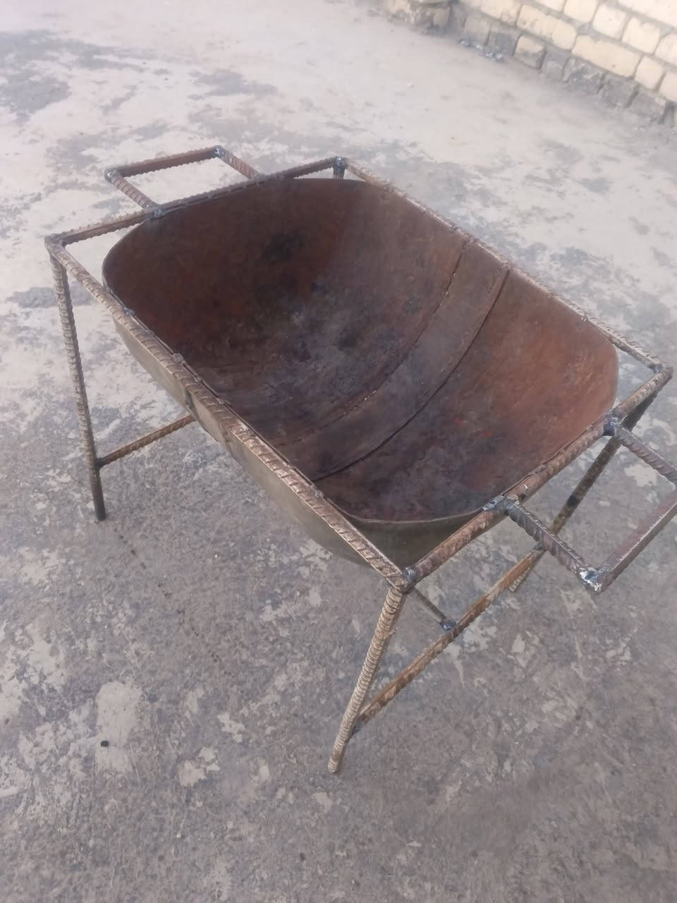 سلام عليكم مناقل للبيع المكان ميسان حي جمعيات رقم ***********
