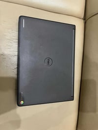 لابتوب • مستعمله • نضيفه