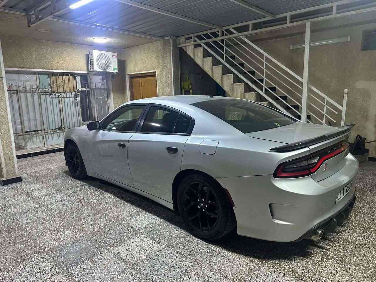 چارچر 2019 sxt
ماشيه 81 ميل 
رقم بغداد بااسمي السياره
جاهزه من كلشي مكينه كير صدر تبريد ثلاجه وكله مكفوله 
حادثه موضح بالصور بدون ايرباك مابيه لا لغود ولا شاصي السياره نظيفه جداً
بيها صبغ چاملغ الايسر وبنيد محدث وصبغ فقط المسطره مال الجنطه الي جوا البكلايت الخلفي فقط

مكان السيارة بغداد 
رقم صاحب السيارة 
***********

السعر :: اطلبه بالتعليقات يصلك خاص 📩

#ادارة_الصفحه ⚡

ملاحظه / 🔴
مدير الصفحه غير مسؤول عن بيع وشراء واصوليات السياره نحن صفحه لعرض السيارات فقط.
