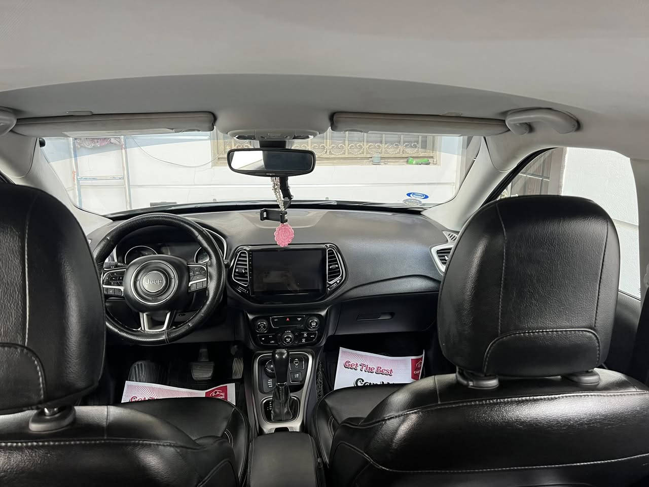 جيب كومباس ٢٠١٨ بدون ايرباك وصبغ
جيب كومباس فئة لاتيود ٢٠١٨ رقم بغداد الحادث كما موضح بالصور بدون ايرباك و صبغ صور السونار مرفقه 
بصمه دخول ذكي تشغيل عن بعد
شاشه كاربلي
هاند بريك بصمه
مقاعد جلد وكنتار
تبريد قطعتين
السعر ١٣٢ $
للاتصال ***********
