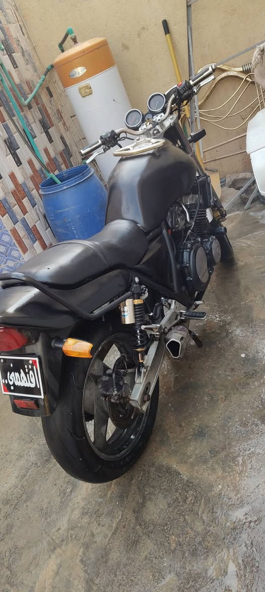 شباب دراجه هوند 400CP للبيع.  النضافه مثل الي بلصوره. العنوان شطره.  السعر. خاااص


**إذا كنت صاحب هذا الإعلان وتريد حذفه لأي سبب، رجاءا أرسل رسالة إلى الدعم الفني**