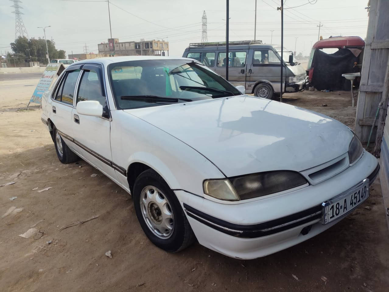 دايو برنس 1994ابل سنويه 2031
هزه صار له 4تيام بسمي كير اوتوماتيك محرك 1800مفتوح
سياره جاهزه من كلشي بس بيه بخار بلمحرك
*********** السعر 30 مكان السياره شارع كربلاء عمود157
