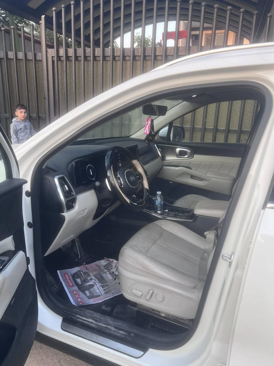 سلام عليكم البيع سورنتو فول الفول موديل 21 ماشي 117 الف مواصفات مايحتاج احجي الصور تحكم محرك كير مفول بيها حادث بصيط شويه بلبنيدوجاملغ وبارد  السياره كلش حلوه ومناقصها شي رقم بغداد بسمي عيني تحويل مباشر مكاني بغداد الكاظميه المقدسة التواصل*********** السعر 265 الف￼
