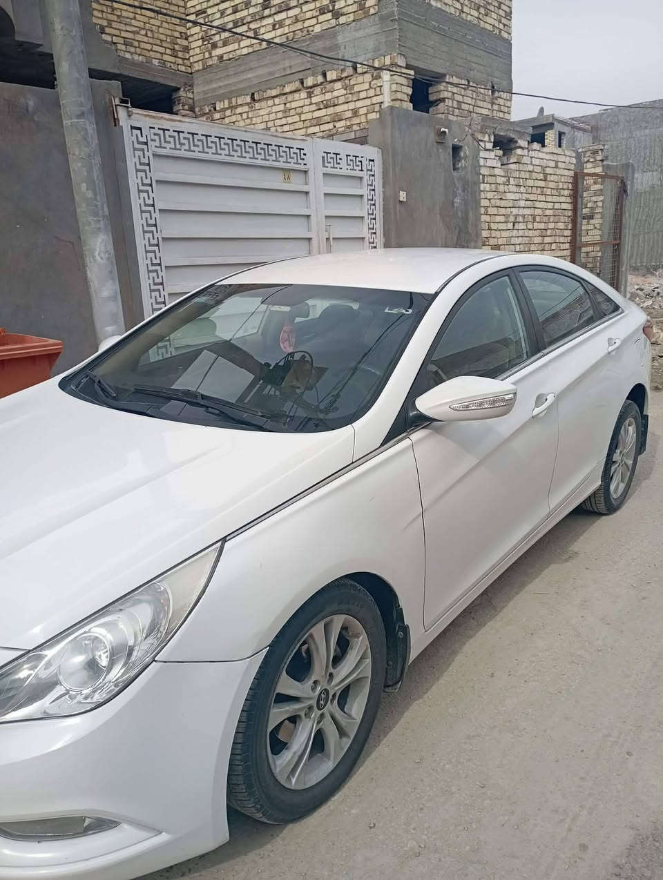 السلام عليكم للبيع سوناتا 2013خليجي رقم بغداد بسمي محرك 2400 مواصفات الشركة العامة كشن كهربائي قطعتين تبريد مرايات شفط حساسات شفتات كير بالستيرن وباقي المواصفات المعروفة السياره مكفولة من صبغ وتبديل بيه مكانين بارد بصيطات كير ومكينه على وضع الشركة ماشيه 129حقيقي مكان سياره حله رقم ***********
