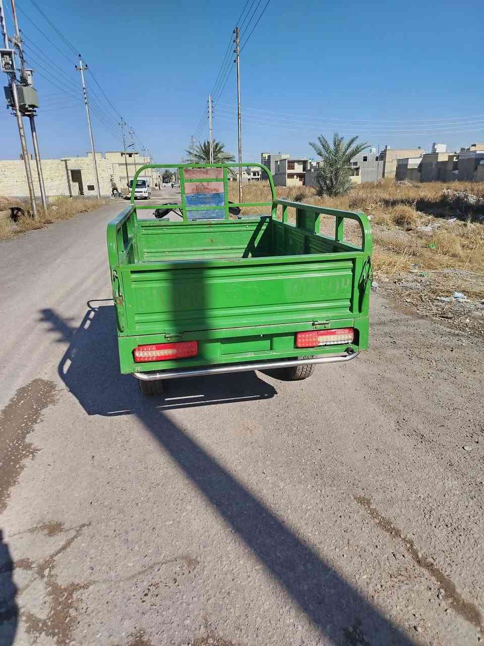 السلام عليكم جمره للبيع موديل 2021 مكينه 22 ستوته كفاله عامه جديده اوراق اصوليه تايرات جدد كهربائيات كلها شغاله السعر 1800 وبيها مجال مكان بغداد البياع رقم  ***********
