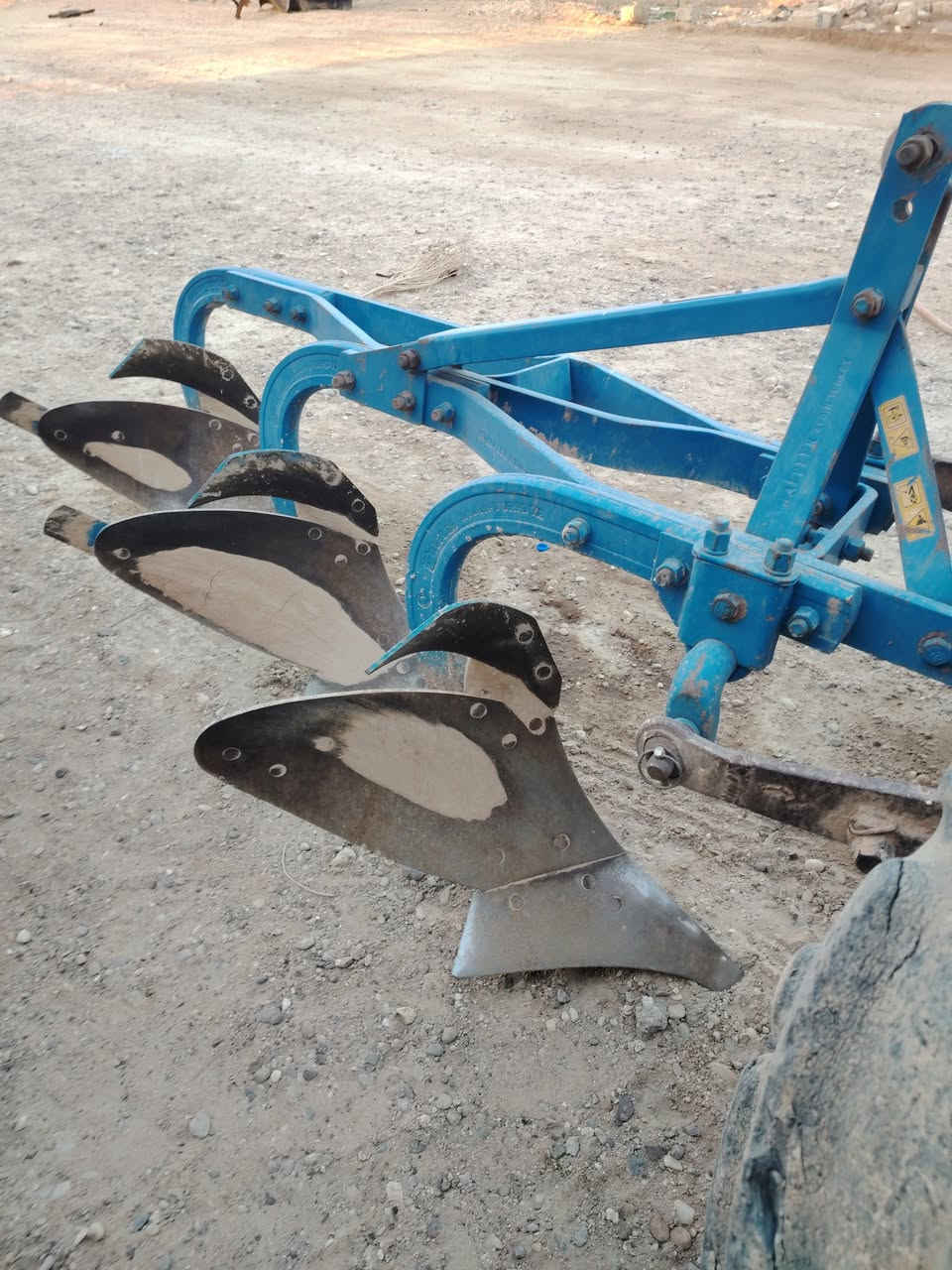 فدان عشراوي للبيع لشراء التواصل على الرقم
***********
