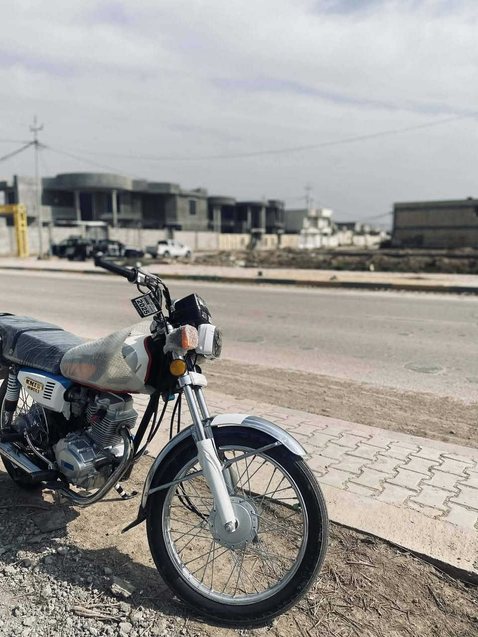 سلام عليكم دراجه نامه شلامجه صلي شاصي سكنر دراجة مكفوله كفاله عامه اسعر واحداو100 اوبيه مجال مكاني واسط قضاء الزبيديه الستفسار على الرقم ***********
