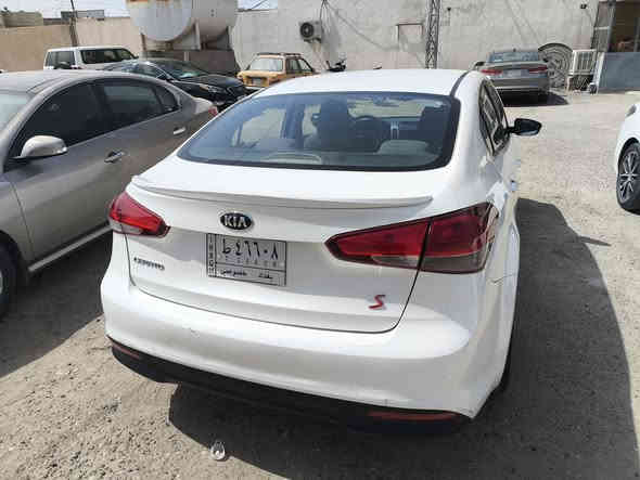 سلام عليكم سيراتو 17
سونار مرفق بالصور مكفولة 
السعر 135
***********
بي واتساب
