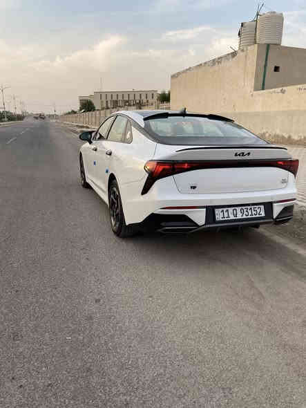 كيا K5 خليجي
الموديل : 2025. (خليجي) . 

المحرك  : 4 سلندر 2500 سي سي GDI.

رقم بغداد

ماشية 17

وكالة شركة اكدال 

المواصفات :

* سقف بانوراما .

* مقعد كهربائي جلد .

* صندوق كهربائي .

* شاشة عدادات الكترونية متصلة .

* بصمة و تشغيل عن بعد . دخول ذكي بدون مفتاح

* التحكم في التكييف و الوسائط لمس . 
  • اوتو هولد
* هاند بريك كهربائي .

* مرايا طي كهربائي .

* حساسات اصطفاف امامية و خلفية .

* مانع انغلاق للعجلات مع نظام الثبات الالكتروني .

* نظام ANDROID AUTO & APPLE CARPLAY .

* أكياس هوائية امامية .

* اطار قياس 215/55R17 .

* حساسات ضغط الاطارات .

* أنظمة قيادة متعددة .

* مكيف خلفي 

وبعد بيها مواصفات

ااسيارة بعدها شركة كفاله من ضربه صبغ وبارد بعدها بفابلون الشركة 

السعر 238 

للاستفسار مراسله او اتصال***********
