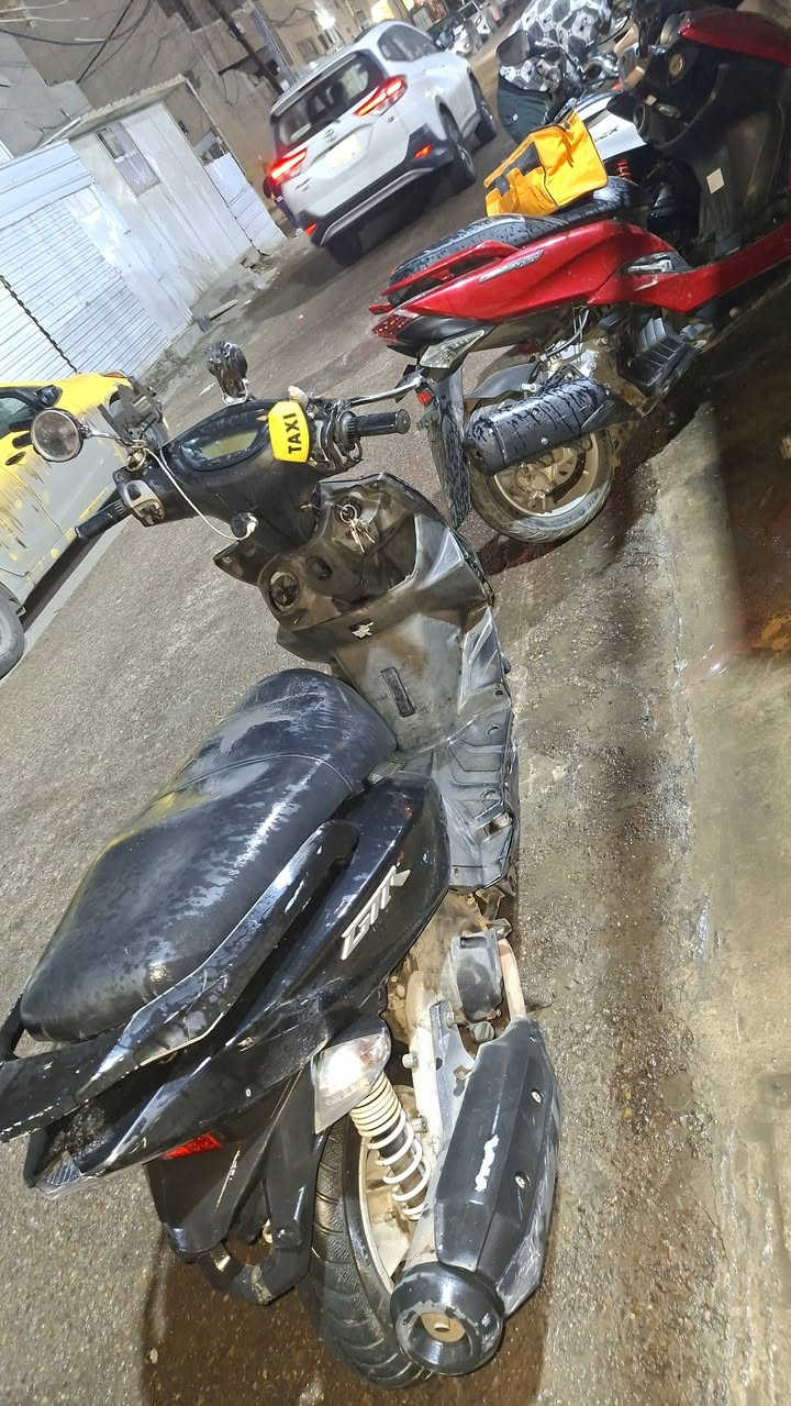 سلام عليكم دراجه جي تي ار للبيع لين اخذت كير واريد ابيعه ولو هيه عزيزه عليه دراجه مكينه تخبل بس كشر تعبان دراجه نكره سلف ونوزل سعره ٤٠٠ بيه مجال بسيط للشراي وماعنده فلوس ياخذه ابلاش


**إذا كنت صاحب هذا الإعلان وتريد حذفه لأي سبب، رجاءا أرسل رسالة إلى الدعم الفني**