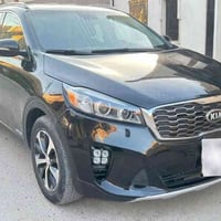 كيا سورنتو 2016 للبيع فقط بدون مراوس  حادث فقط جاملغ وبنيد موجود سونار...