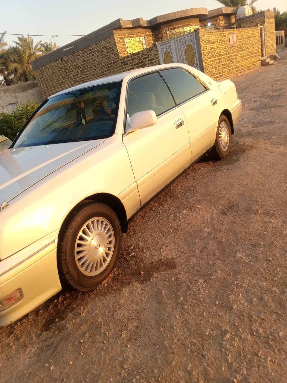سلام عليكم 
راس الثور للبيع 
السعر 115💵
موديل 97 كفاله عامه من ضربه من كص من معجون رقم نجف دولي بمسي مكينه وكير مكفولات فيشه وبطل معه منضومه غاز
شواصي مكفولات ا مكان السياره نجف ناحيت العباسيه 
الرقم ‏‪***********‬‏
