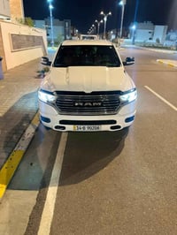 رام 2022 // 1500 // لمتد لونك هورن (وارد امريكي) موديل 2022  محرك V8 5...