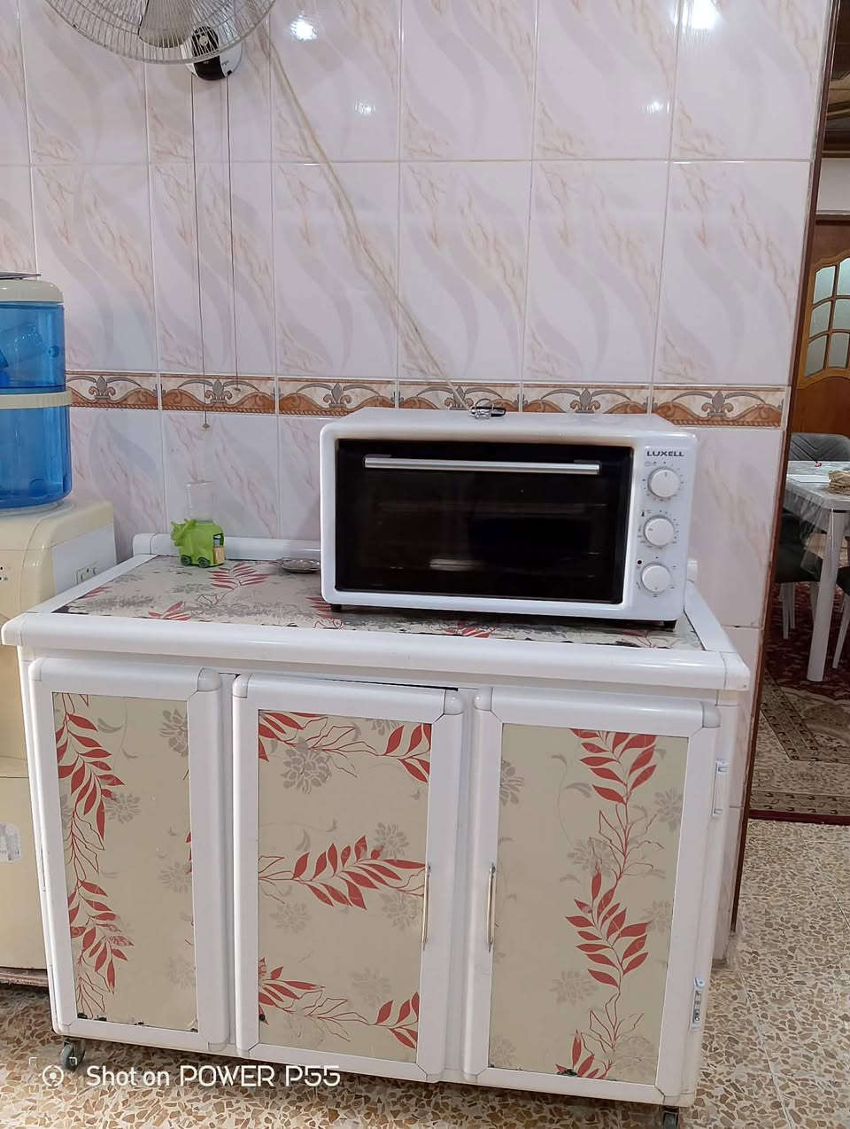 السلام عليكم كونترات للبيع اتصال ع الرقم ***********
