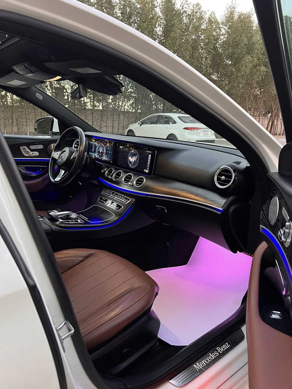 السلام عليكم …🌹🔥
للبيع مارسديس E-Class 300 موديل 2018 السياره جايه مواصفات طلب خاص فول اوبشن يعني مواصفاته قريبه ع ال S من القليلات بلسوك هيج مواصفات .. ماشيه 63mi وارد امريكي داخله كلين تايتل وبعده كلين الحمد الله فقط فاتحين جاملغين وراجعين شاديهن بدون قطره صبغ حتى الدعاميات بدون حادث بدون غرق بدون ضرر بدون ايرباك السياره بدون اي نقص شرط كير مكينه صدر كهربائيات كله بعده لوك مسجات صفر رقم بغداد ( سنويه باسمي ) وعليه ( رقم مميز رباعي ) كتلوكاته وارضياته بلجيس الاصليه ممفتوحه … 
مواصفات ….
__________________________________________
بصمة
بانوراما 
٣ فصوص 
داتشو
خمس بردات
خمس كامرات 360• درجة 
كشنات كهرباء اكيد
ميموري خزن ٣ وضيعات مقاعد الاماميه
استرين كهرباء ميموري 
دبل ماوس
داخل لون جوزي 
مري قلاب ع بك
رادارات جانبية 
رادار امامي 
شاشه ديجتال
داخل ٣٦ لون اناره محيطيه بالكامل
لايتات داينمك ونظام  LED  MetaRex
نظام الثابتيه وعدم الخروج عن المسار
استرين هزاز في حال تم الخروج عن مسار 
تدفئه بالكشنات الاماميه
كشنات مساج
تدفئه بالسترين
كير ١٠ نمر
شفتات استرين
نظام مودات قياده حقيقيه / Indefgol / Sport / Sport Plus /  Eco
مري شفط 
داخل صاج ملكي 
فجوج AMG اصل 
ويل كب حجم 19 AMG 
وسائل ترحيب 
اخوان اغلب مواصفات كتبته للتوضيح وتفاصيل سياره شرحته فوك ورقم شاصي والتقرير موجودات الي يحب يتاكد يراسلني واتس اب والسياره خاضعه للفحص من قيل شركه بدي كار فرع المنصور والسياره خاليه من اي نقص عليه سيرفس جديد هم  شرط غراضه كله بلاد مملعوب بيهن وشرح كدامكم واسف ع الاطاله ..
السعر / 307$ مع مجال بسيط كلشش 
مكاني بغداد / حي الجامعة
للاستفسار اكثرر  / ***********
تحياتي 🌹
