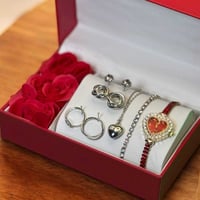 طقم هدايا نسائي • ساعة واكسسوارات • تغليف فاخر