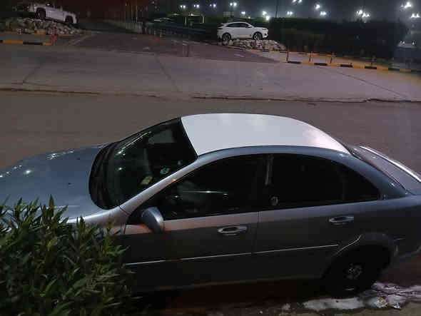 سلام عليكم ابتره موديل 2010 مكينه وكير وصدر جديد وباتري سياره  فقط صبغ جوه تريشه مال باب صبغ فقط لباقي كفاله تخم تاير ويل 14 شاشه تاب لايت زنون هورن بوش سياره جديده رقمي *********** علي مكاني بغداد الامين
