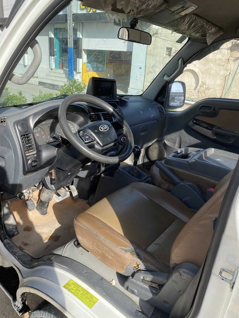 السلام عليكم كيا بنكو مفتوح موديل 2021 مشروع وطني تحويل ثاني يوم السيارة استخدام شخصي مكان السيارة بصرة ‭0772 240 9085‬ 

السعر 130
