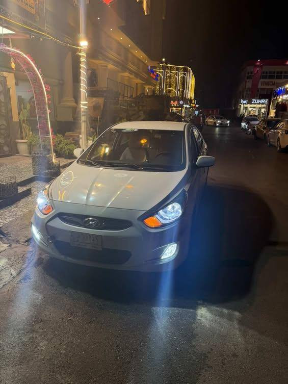 اكسنت للبيع وارد موديل 12نضيفه. باسمي. بغداد. لاتصال ***********بغداد الصليخ
