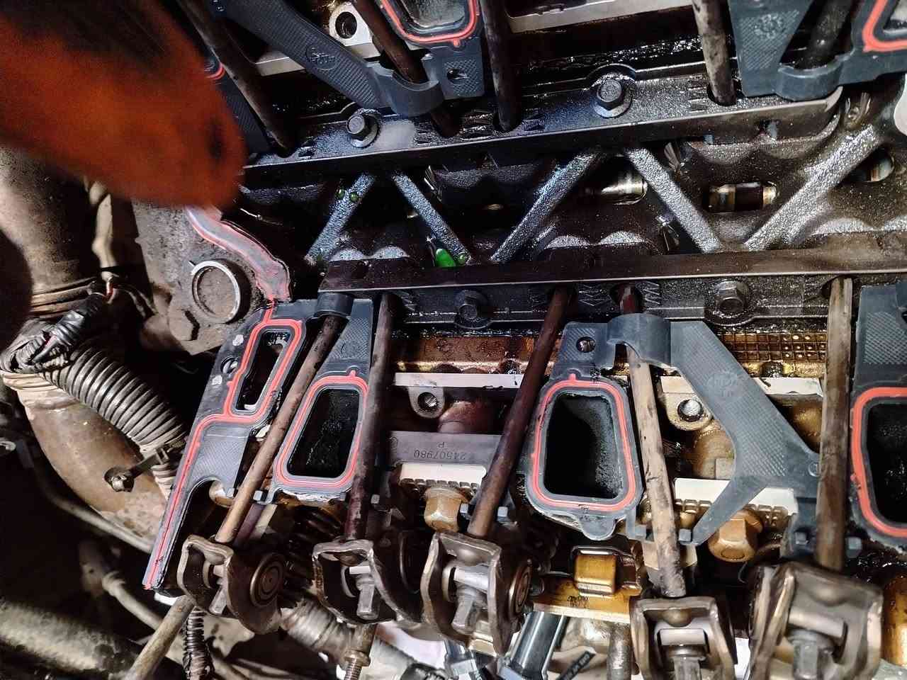 شفر اكونكس 2007
#تبديل واشر الدكشن البارد
معالجة نضوح الماء 
#تبديل واشر وجة تايمن المحرك
#تبديل تخم بلك
#تبديل تخم واير بلك
#تبديل فاكيوم التبخير
#ورشة انور سوزوكي كربلاء الحي الصناعي الابلوك الثاني
***********
***********
