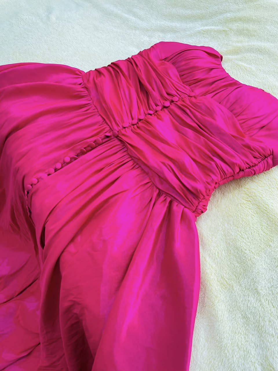 فستان جديد سعرو٤٥ قياس من٤٢ل٤٦ واكو توصيل لكل محافظات العراق


**إذا كنت صاحب هذا الإعلان وتريد حذفه لأي سبب، رجاءا أرسل رسالة إلى الدعم الفني**