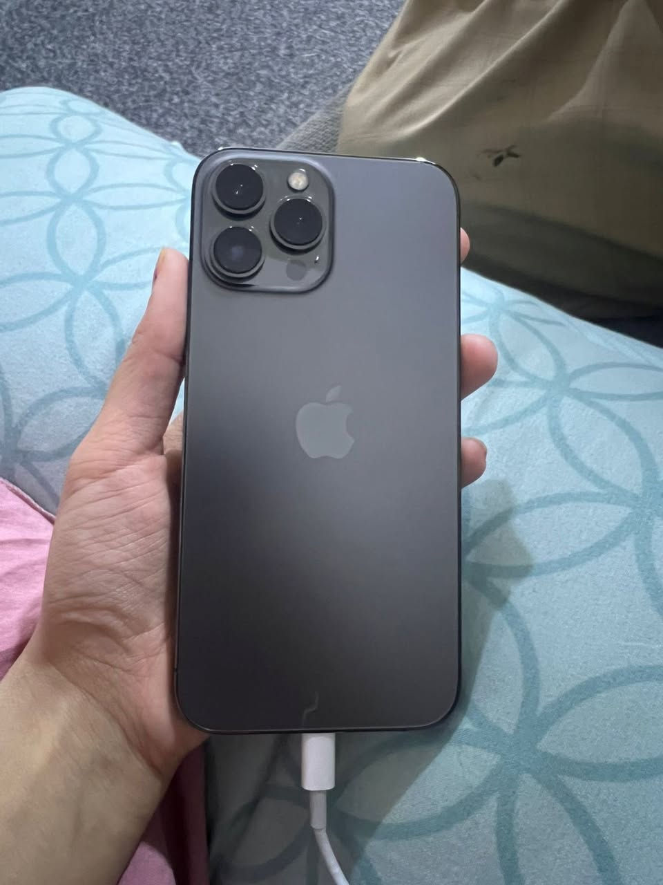 ١٣برو ماكس اخوجديد ٧٠٠  الامن داخلى كارتون فقط ذاكرة ٢٥٦ ***********
